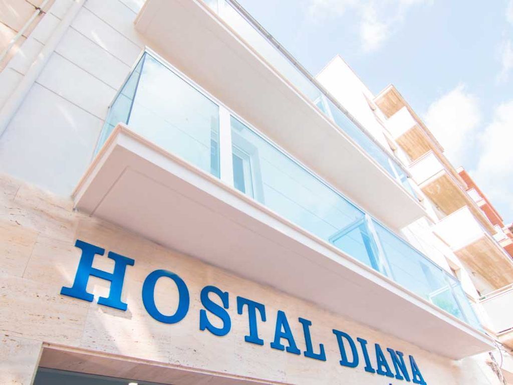 Blu Hostal Diana 1