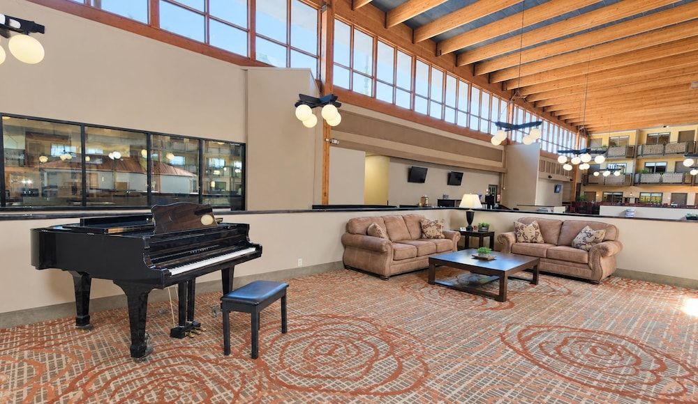 The Eddie Hotel Gillette 2