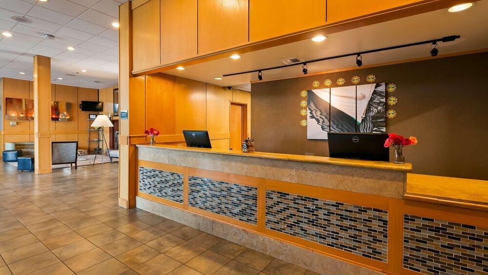 DoubleTree by Hilton Silverdale 1