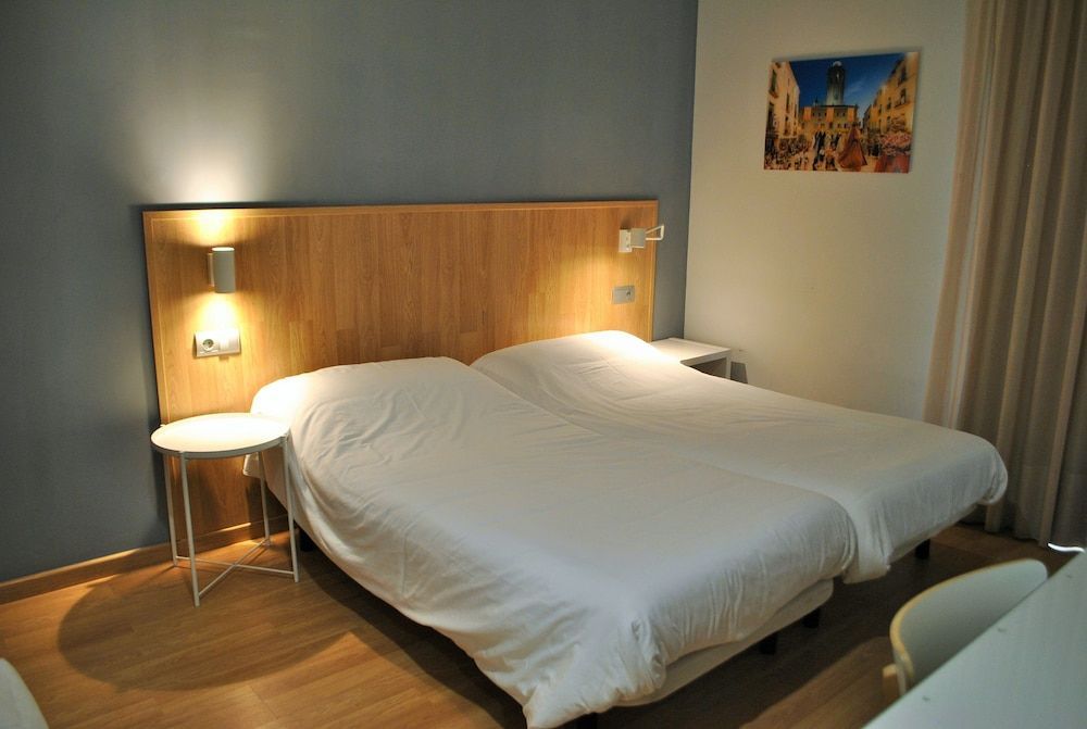 Hostal Universitat 1