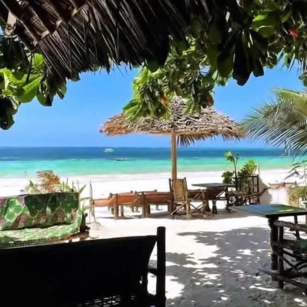 Sipano Beach Lodge Kiwengwa 1