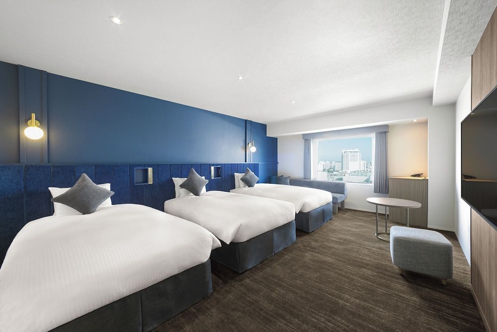 Oriental Hotel Tokyo Bay 1