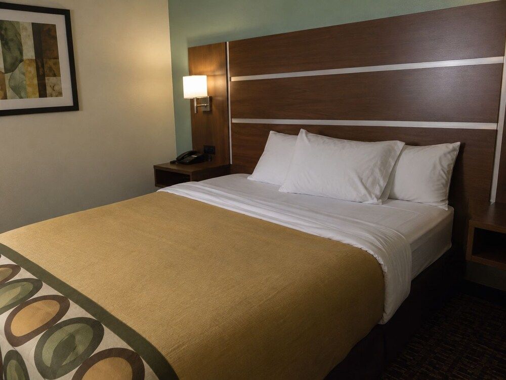 Quality Inn Jackson North 2