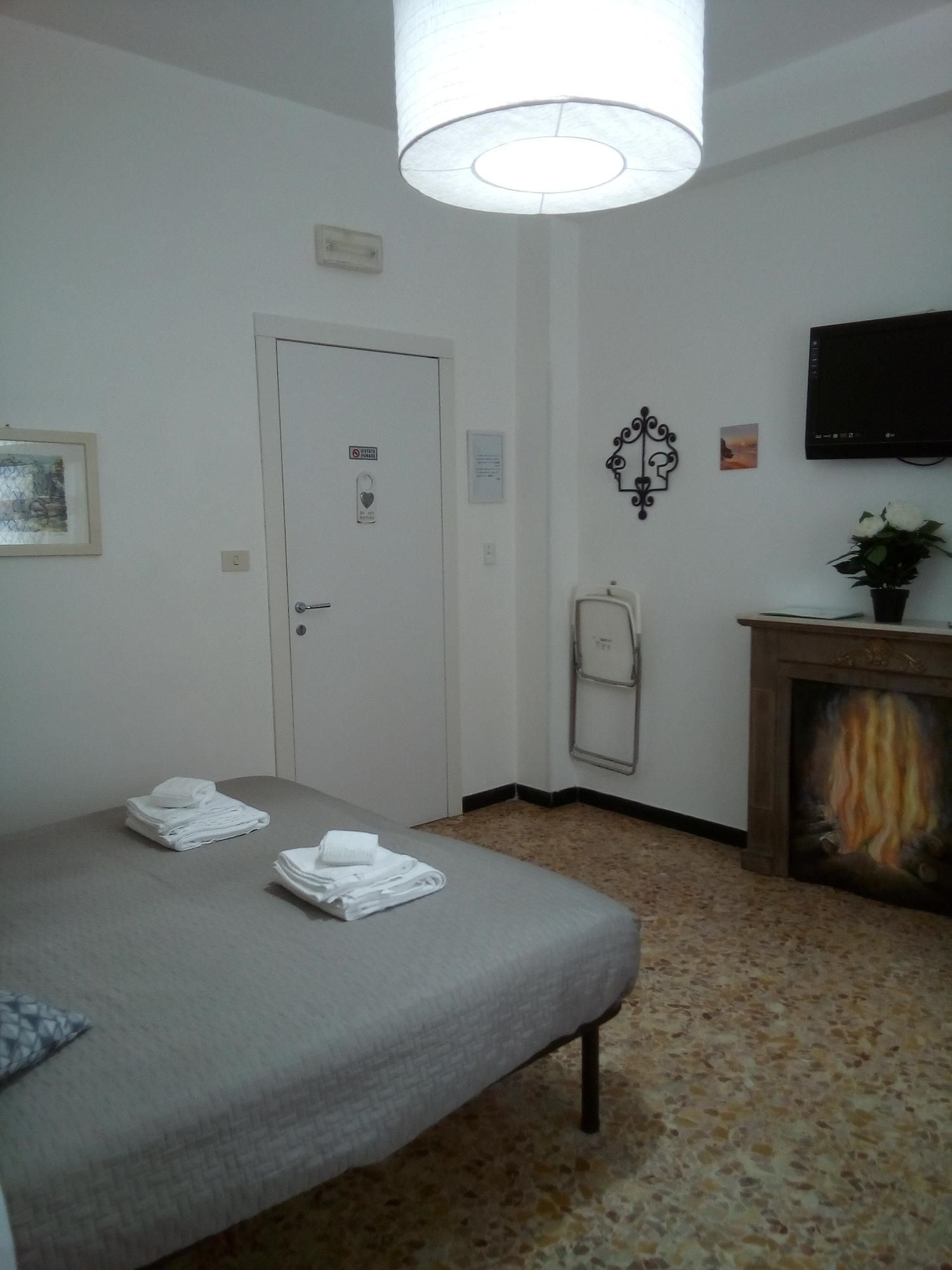 Dreaming Rooms 2