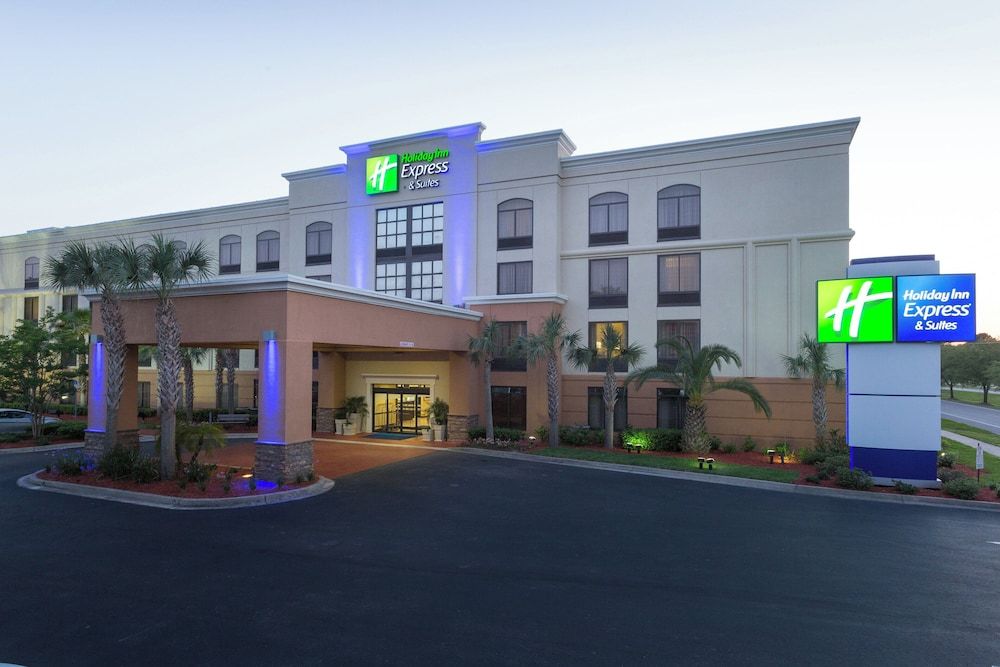 Holiday Inn Express & Suites JACKSONVILLE AIRPORT by IHG 1