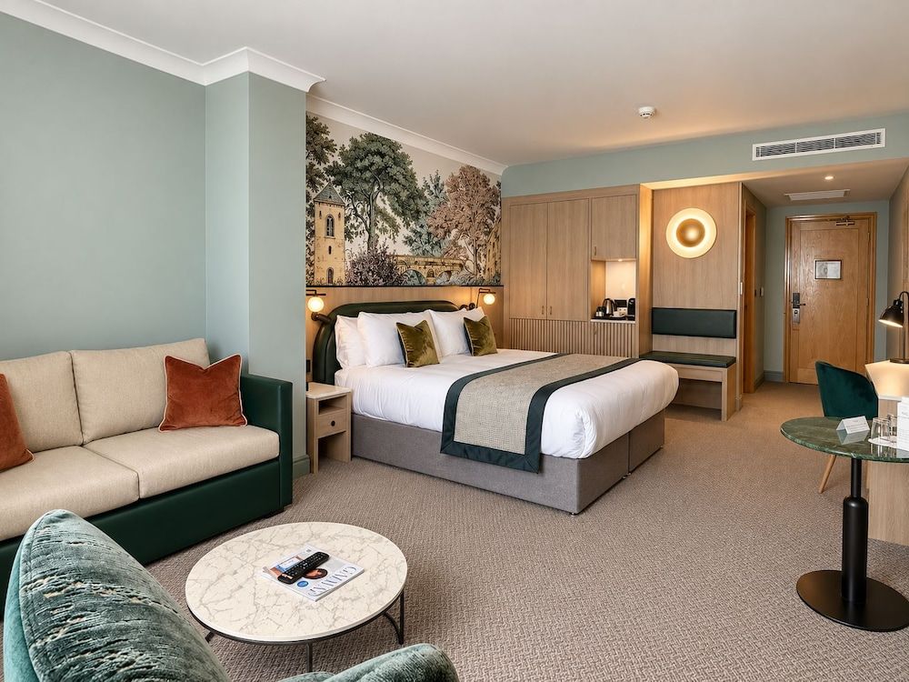 Menlo Park Hotel 1