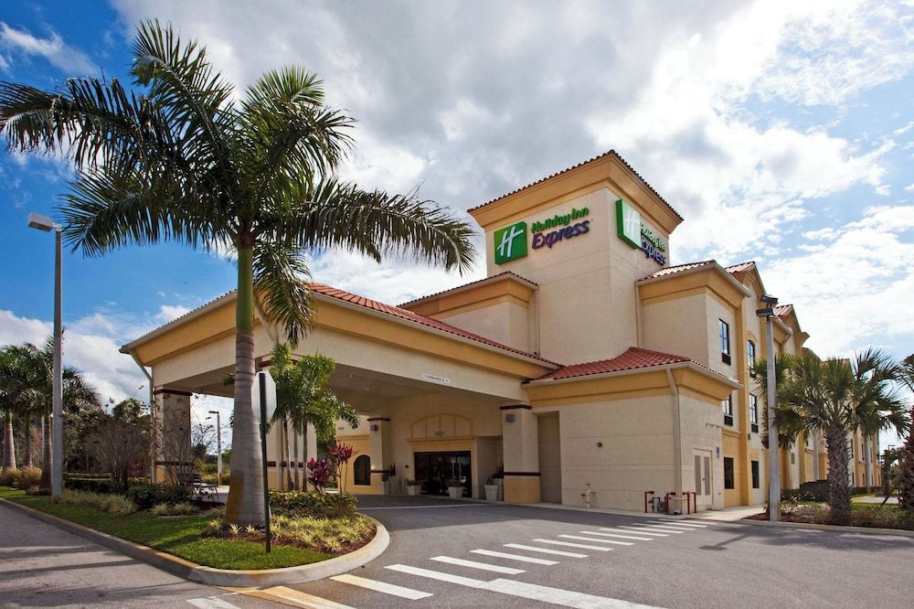 Holiday Inn Express STUART by IHG 1