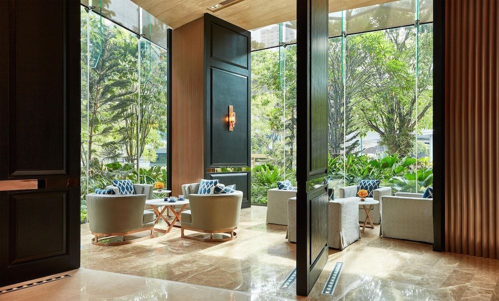 Hyatt Regency Bangkok Sukhumvit 2