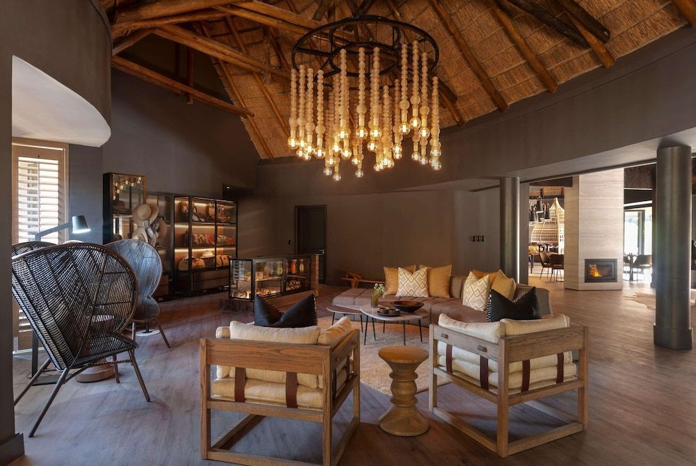 Shamwari Eagles Crag 2