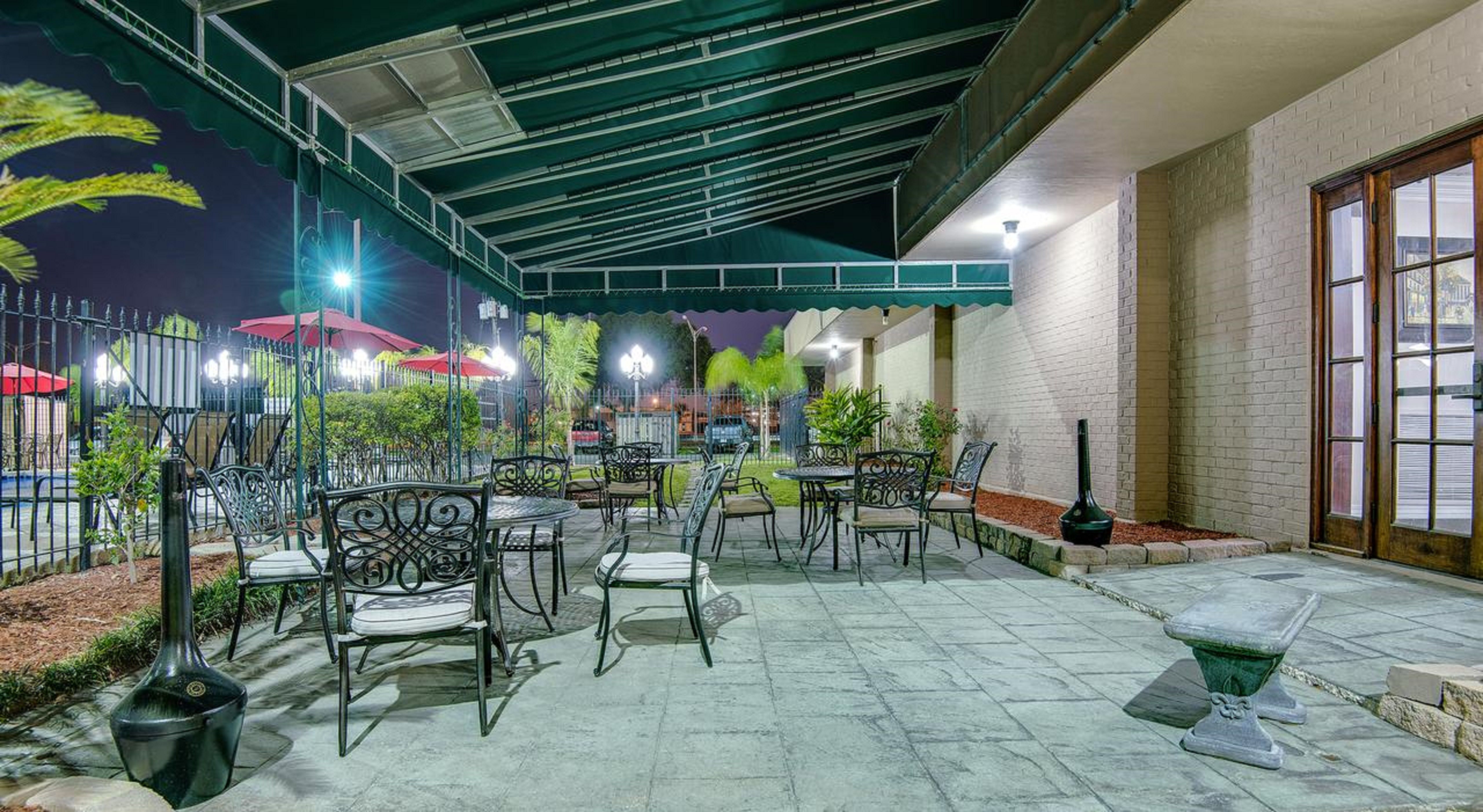 Ramada by Wyndham Metairie New Orleans Airport 1