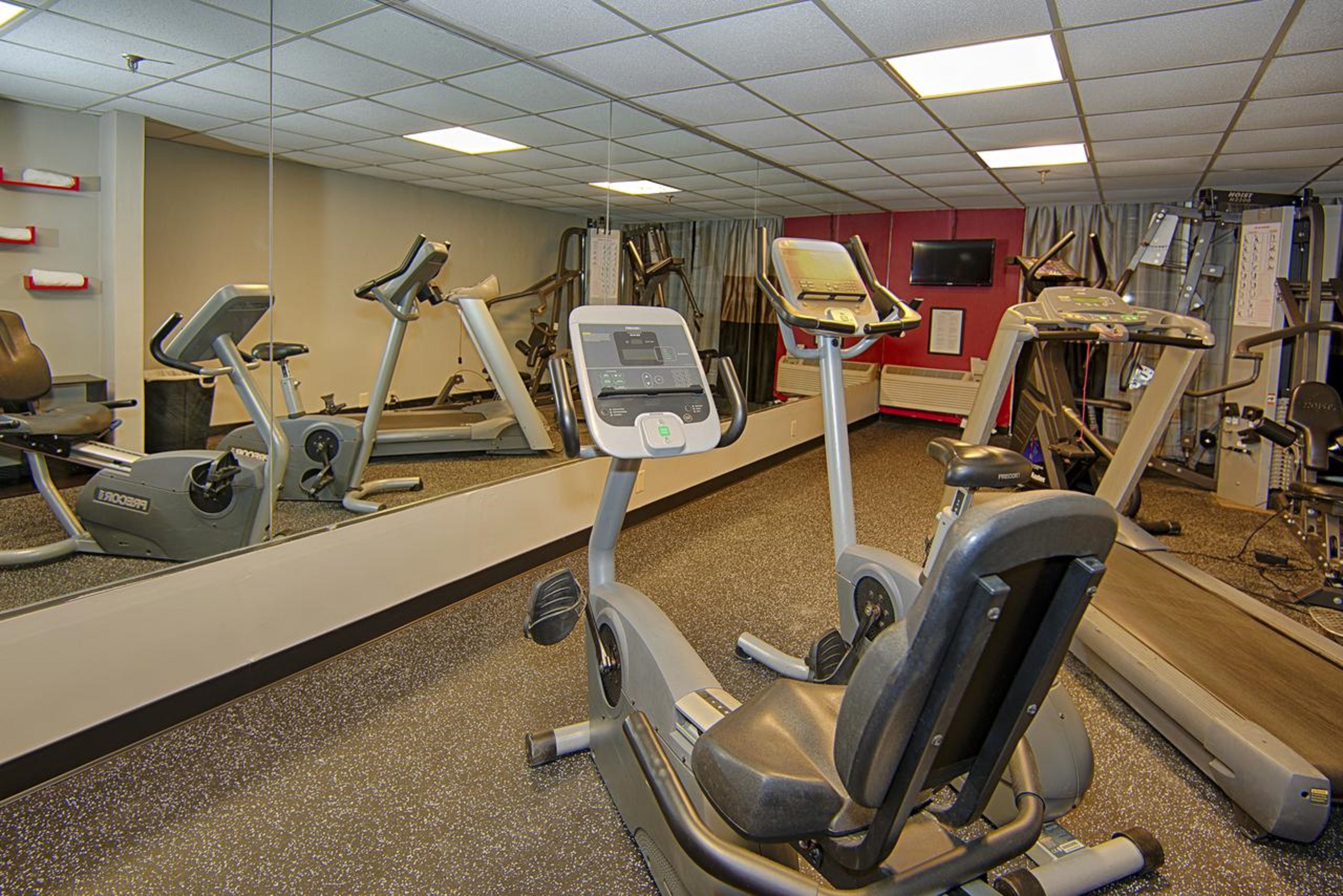 Ramada by Wyndham Metairie New Orleans Airport 2
