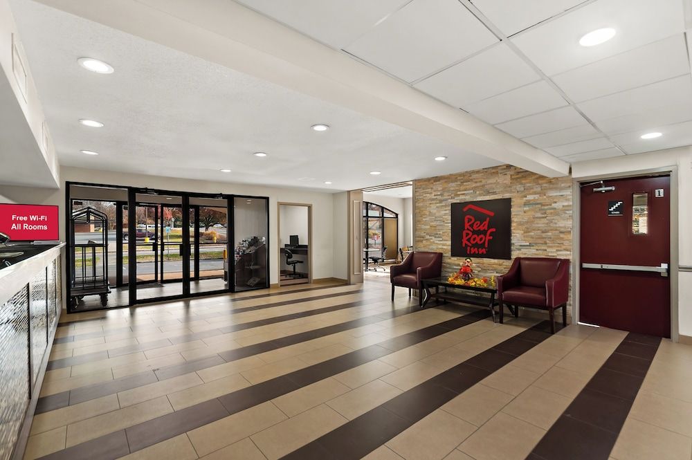 Red Roof Inn Martinsburg 2