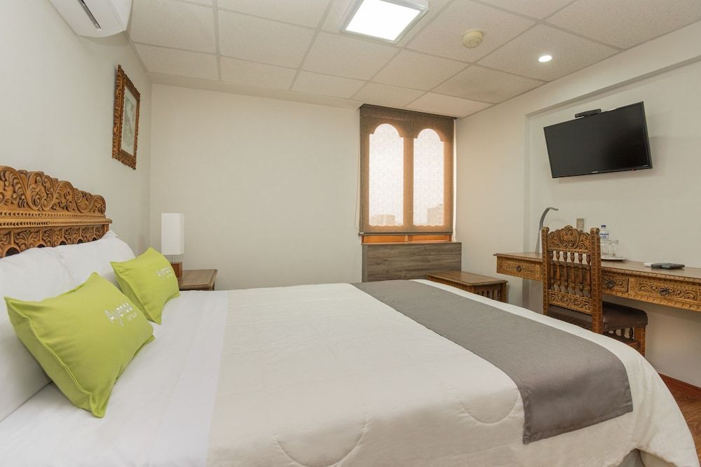 Hotel El Marqués 2