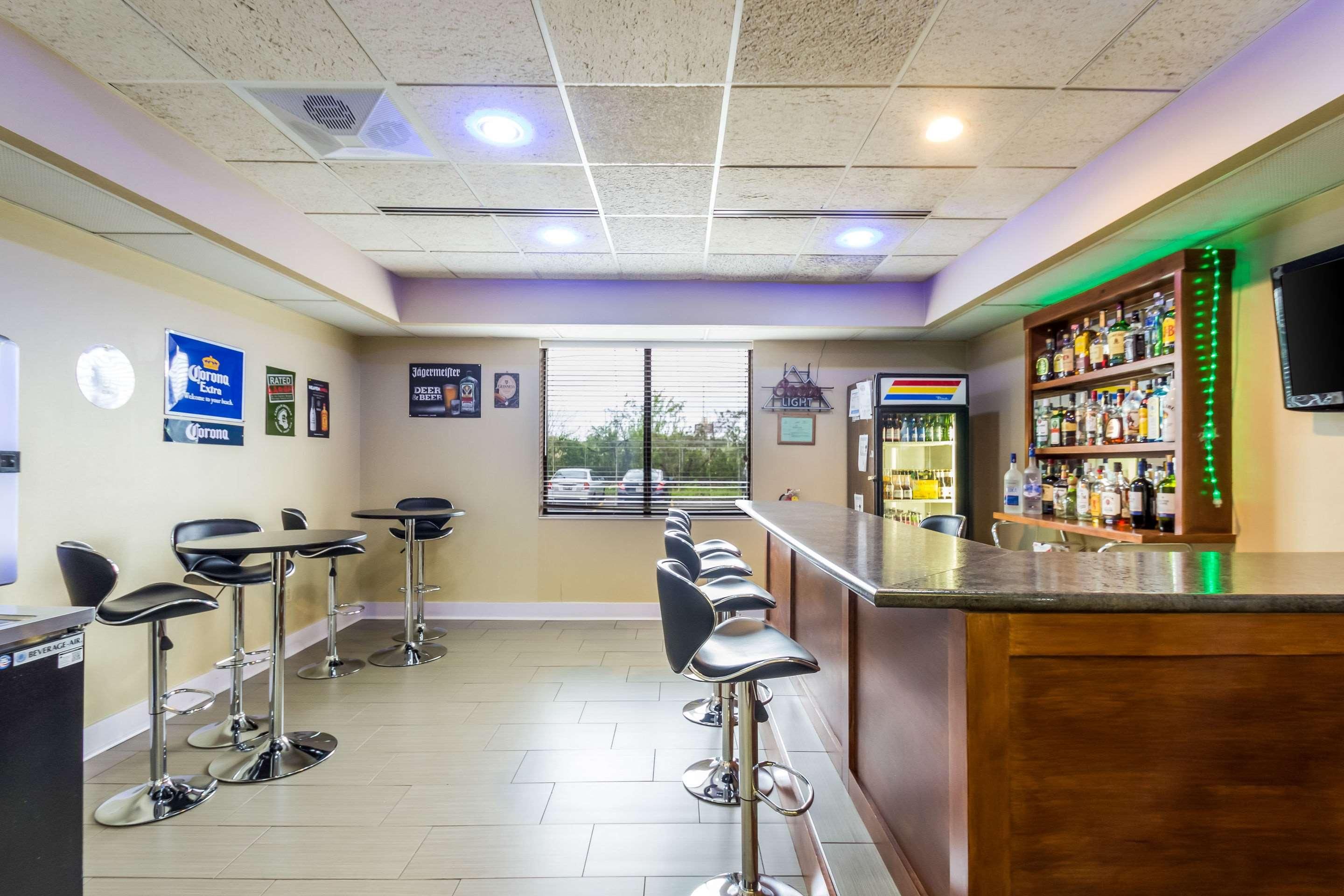 Quality Suites Milwaukee Airport 2