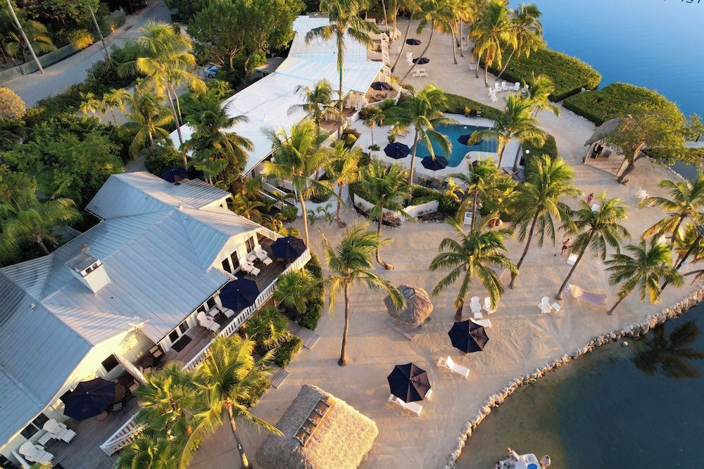 Coconut Palm Inn 1