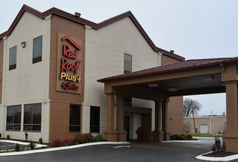 Red Roof Inn PLUS+ & Suites Chattanooga - Downtown 1