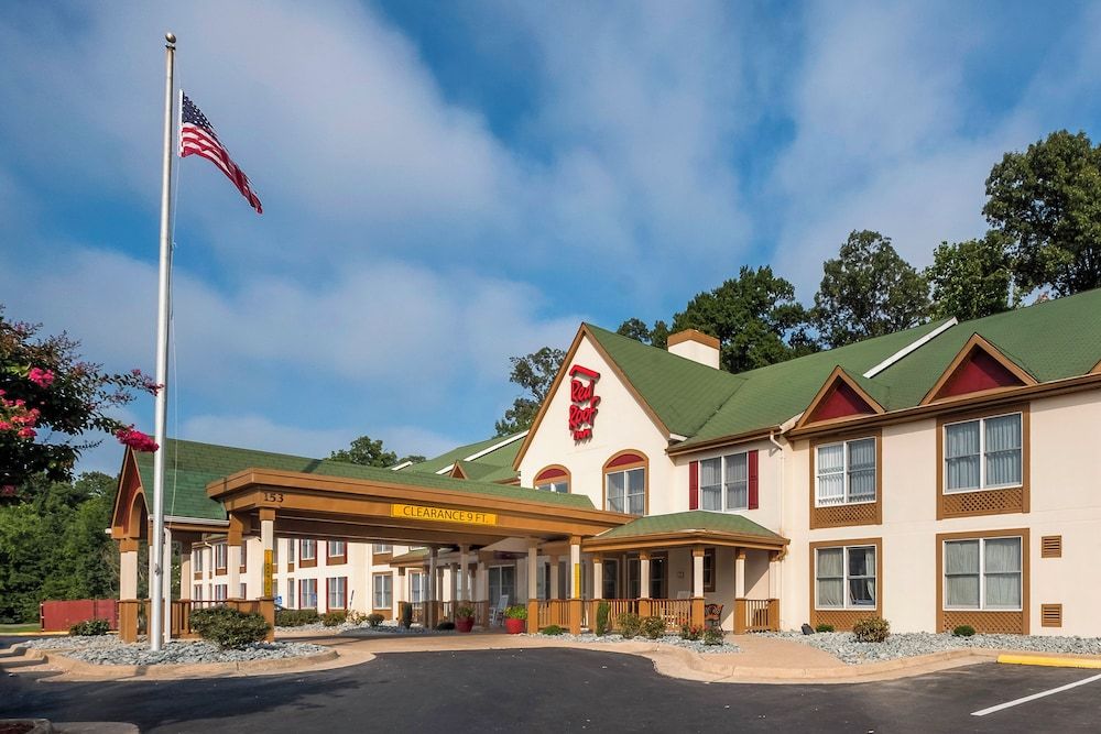 Red Roof Inn & Suites Stafford, VA - Quantico 1