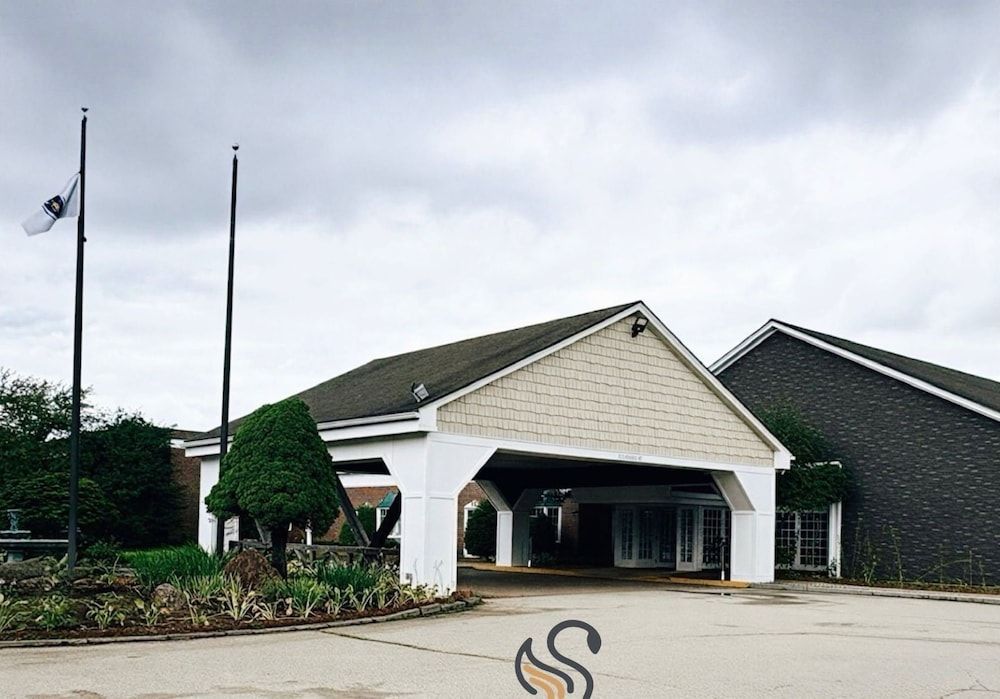 Sturbridge Host Hotel And Conference Center 1