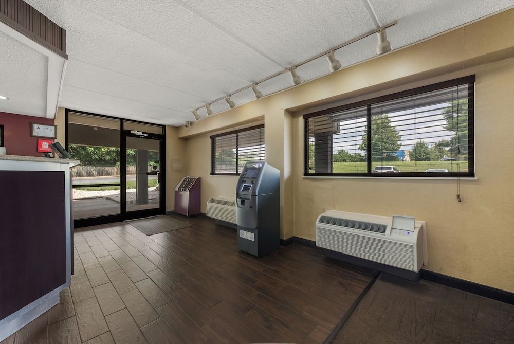 Red Roof Inn Hickory 2