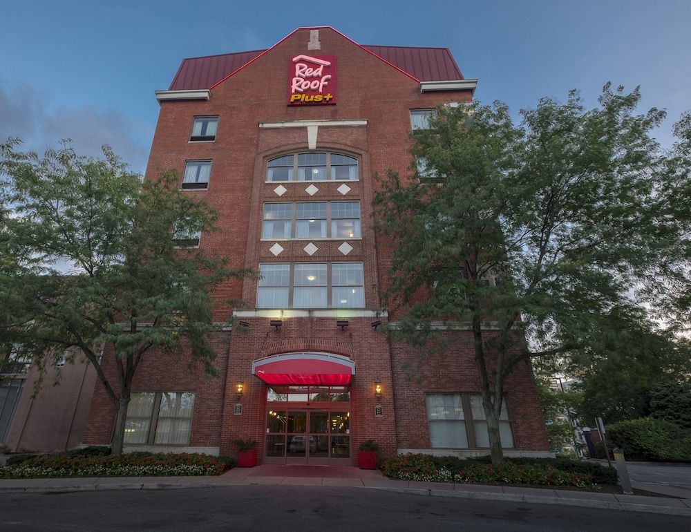 Red Roof Inn PLUS+ Columbus Downtown - Convention Center 1