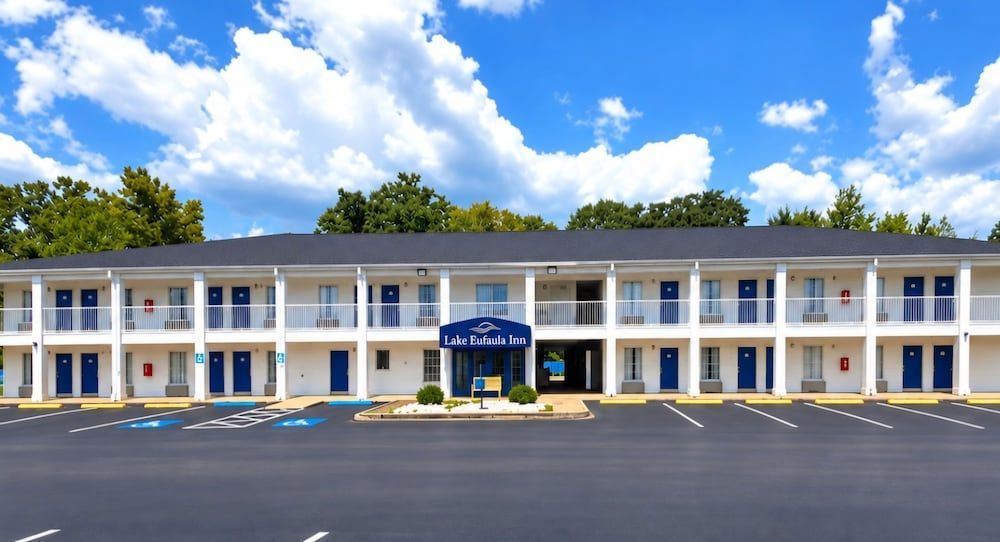 Lake Eufaula Inn 1