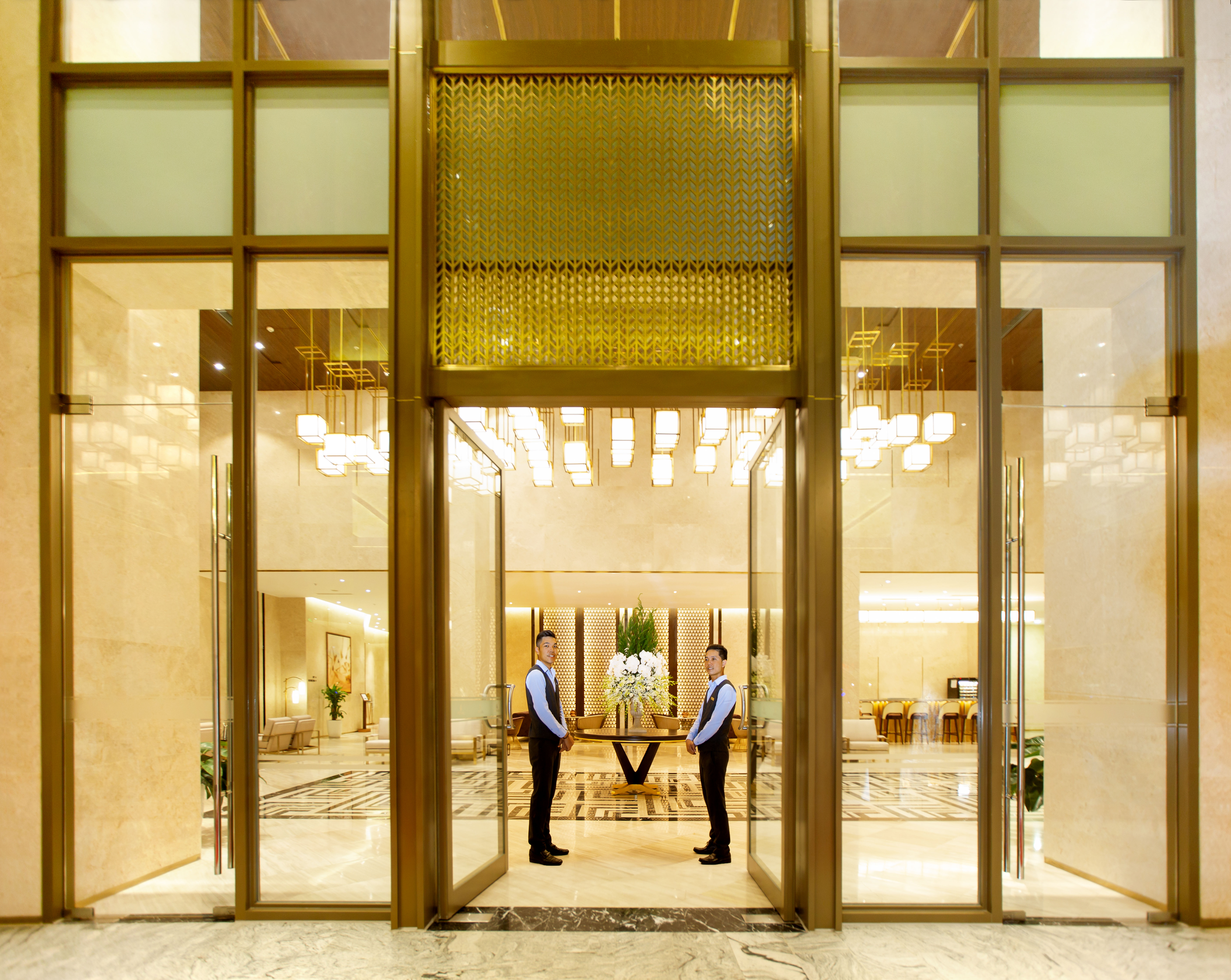 Meliá Vinpearl Hue 2