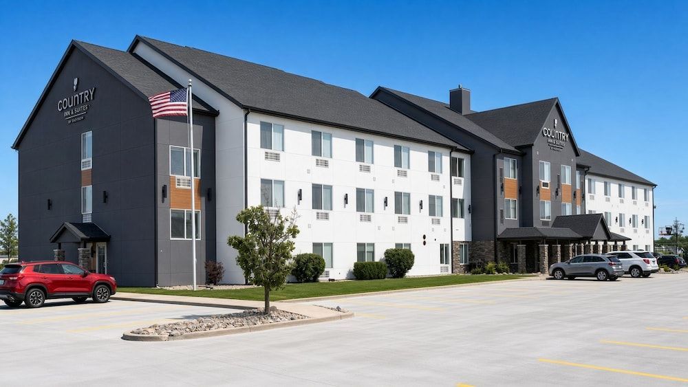 Country Inn & Suites by Radisson, Bloomington-Normal Airport, IL 1