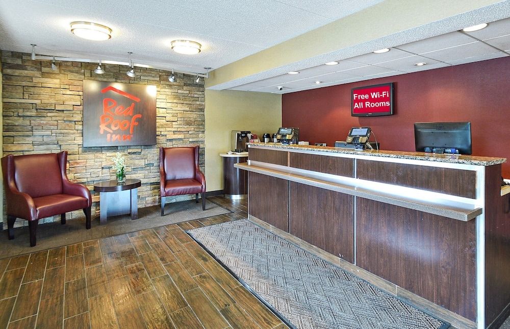 Red Roof Inn Louisville East - Hurstbourne 2