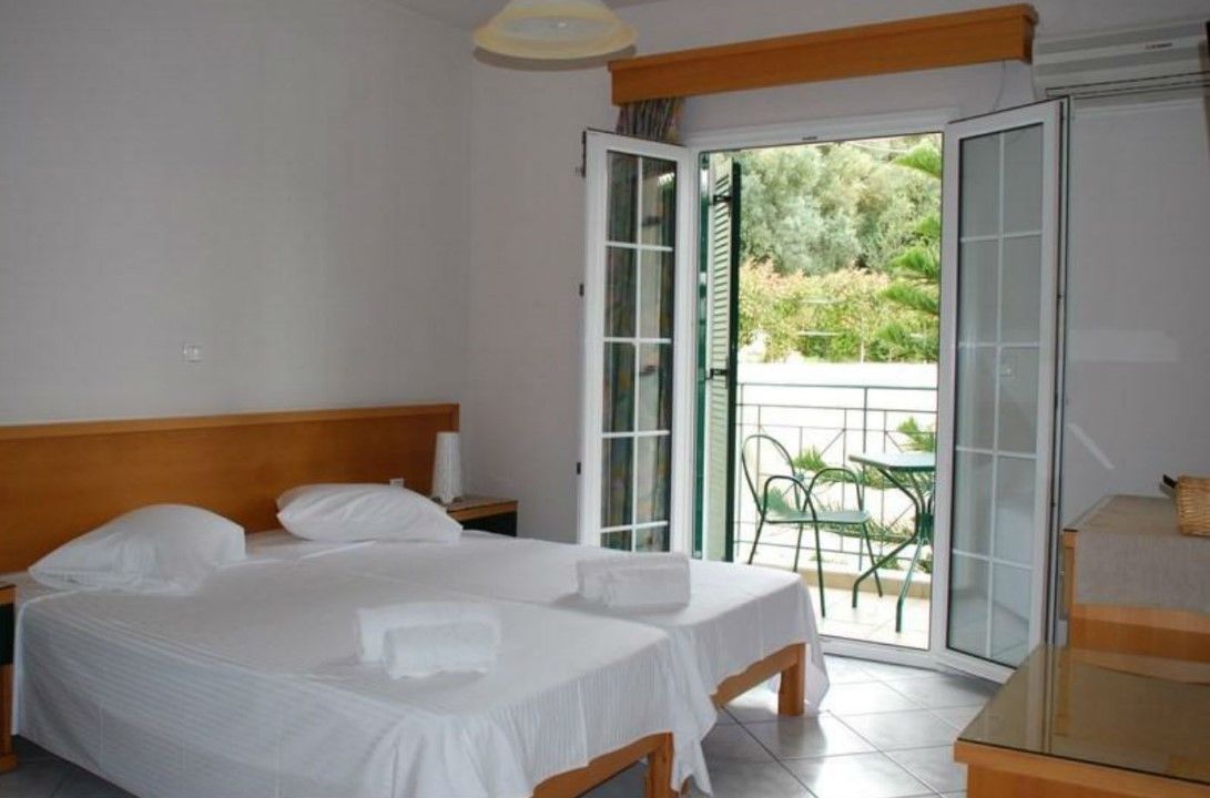 HOTEL NAFTILOS STUDIOS 2