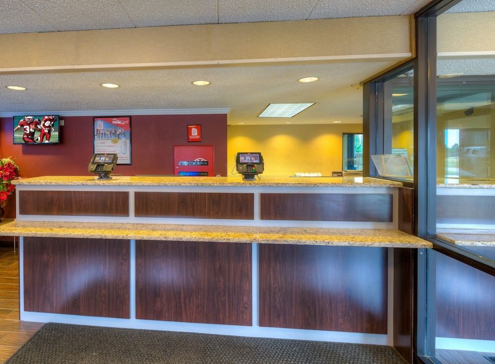 Red Roof Inn Memphis East 2