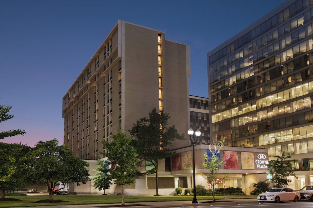 Crowne Plaza CRYSTAL CITY-WASHINGTON, D.C. by IHG 1