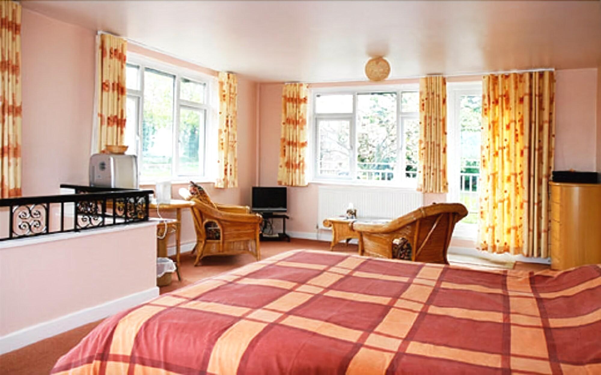 Hillbrow Farm B&B 1