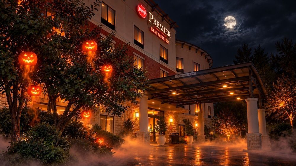 Best Western Premier Crown Chase Inn & Suites 1