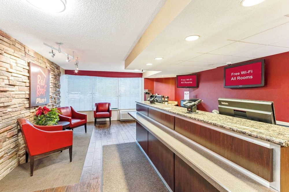 Red Roof Inn PLUS+ Mt Pleasant - Patriots Point 2