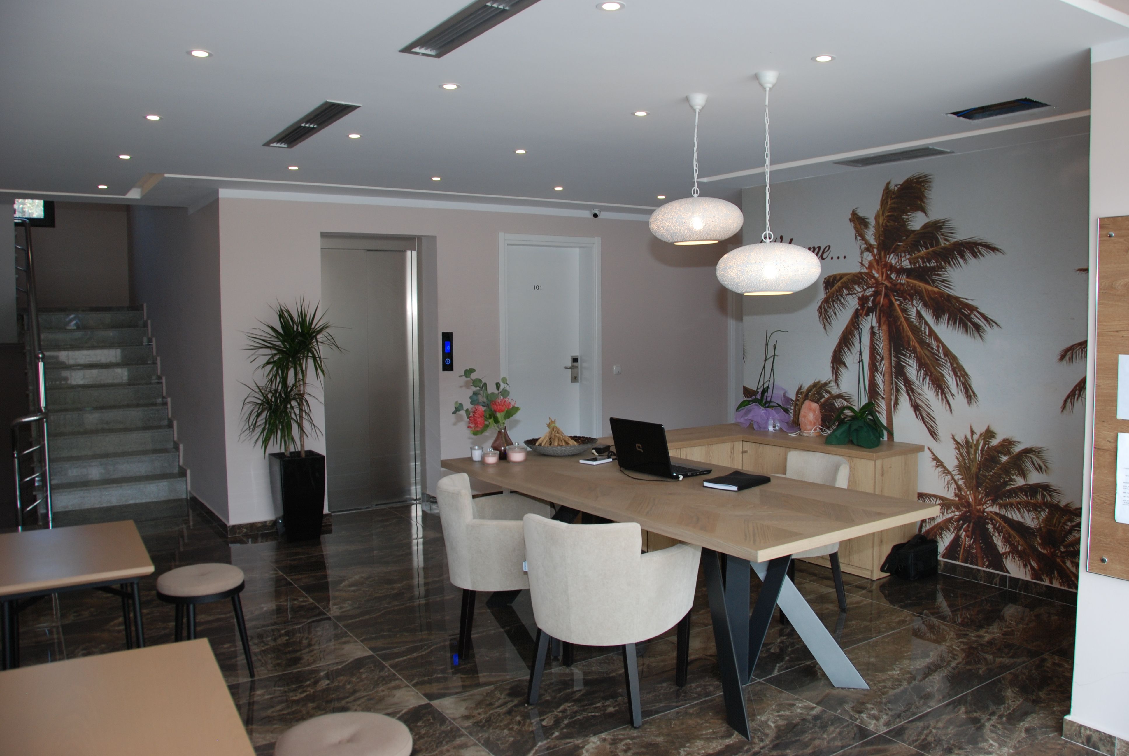 Bianco Hotel 1