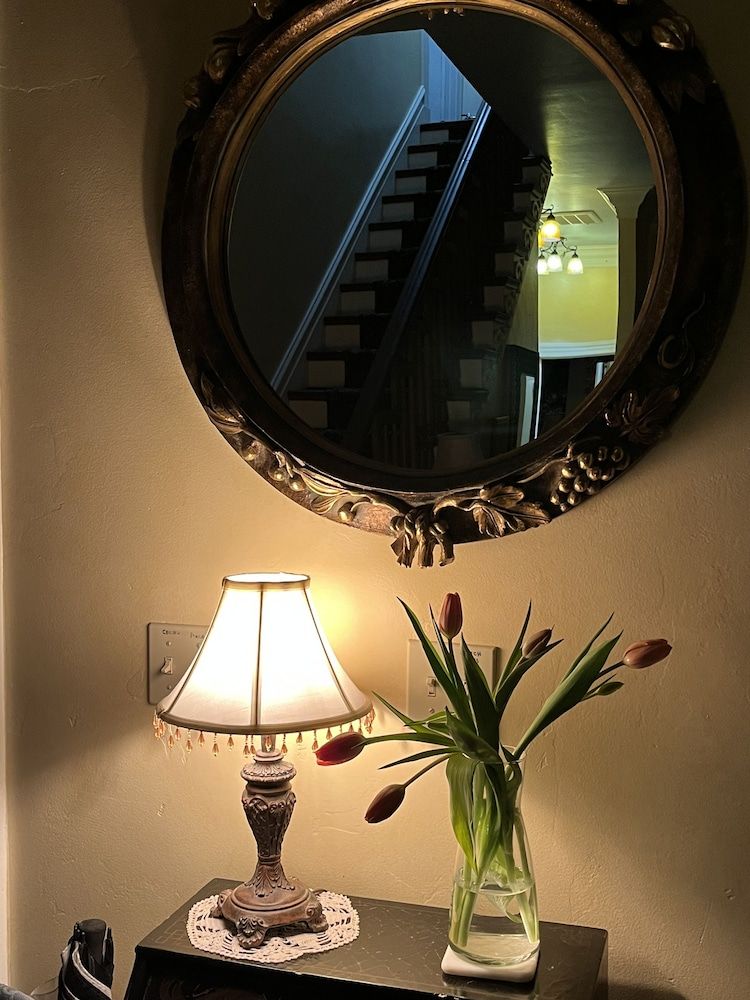 Abbey House Inn 2