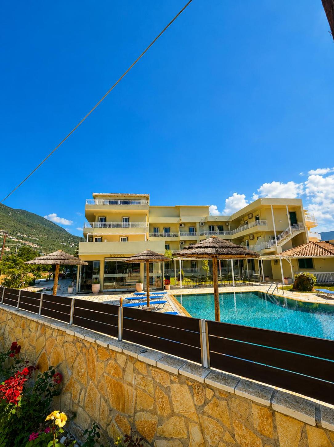 Kalias Hotel 2