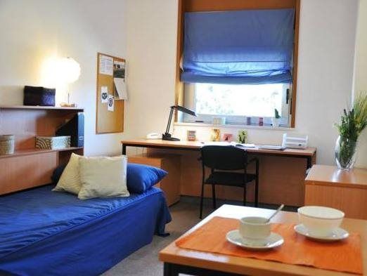 Residencia Universitaria Campus de Montilivi 1