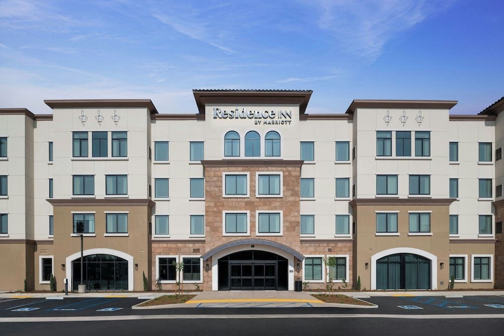 Residence Inn by Marriott Claremont 1
