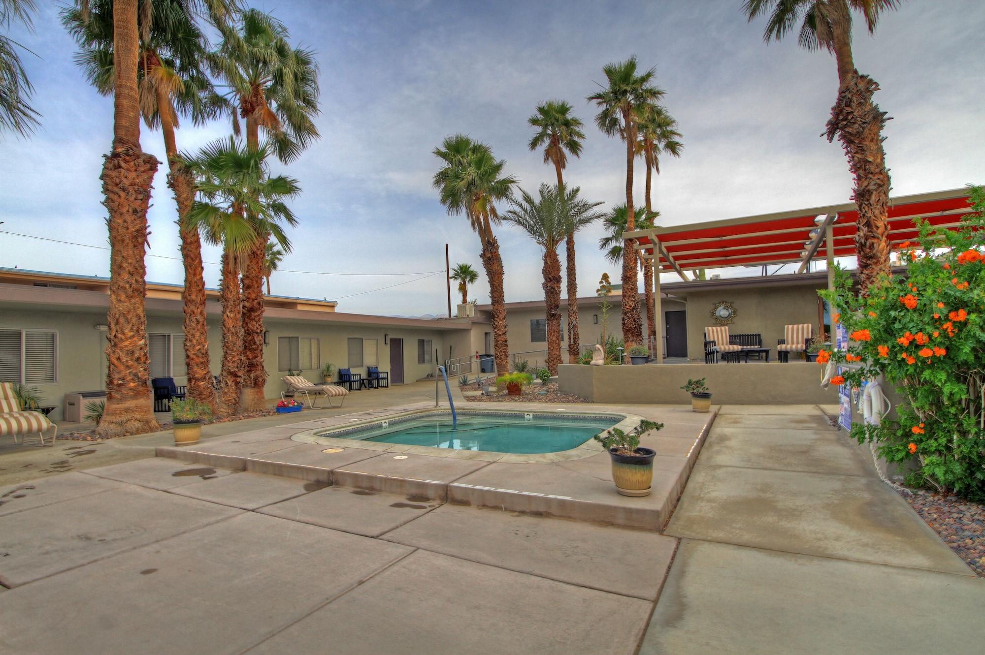 Lido Palms Resort and Spa 2