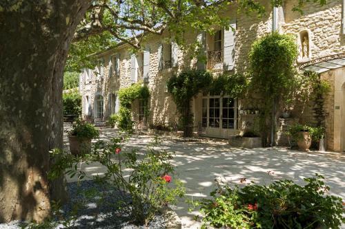 Hôtel Mas Valentine 1