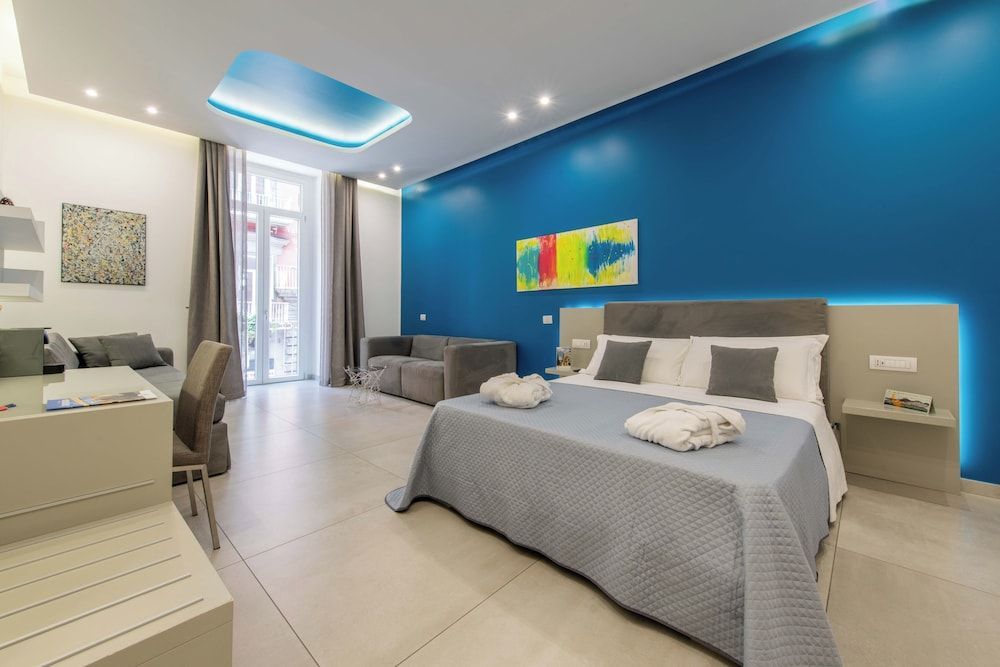 Toledo 16 Luxury Suites 1