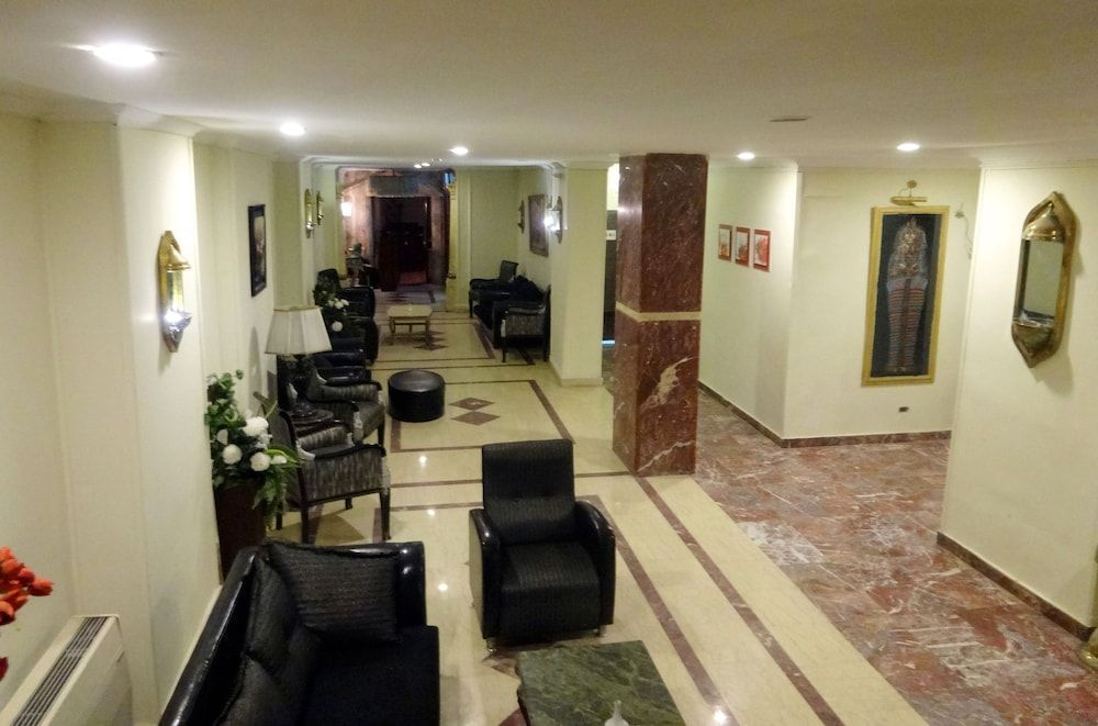 Indiana Hotel 1