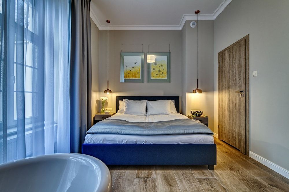 Joyinn Aparthotel 1