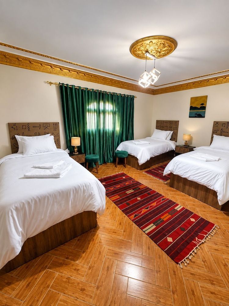 Atlantis Pyramids Inn 1