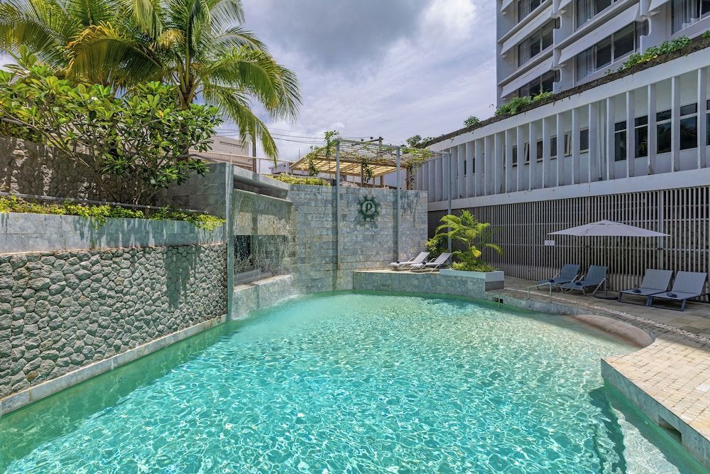 Pearl Hotel Phuket 1