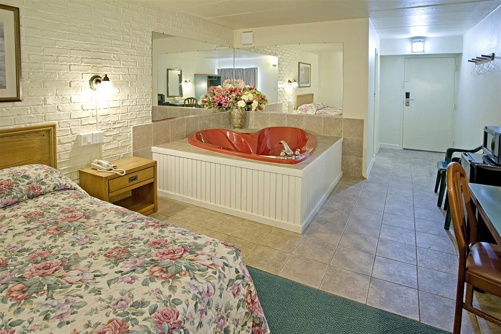 Cambridge Inn 2