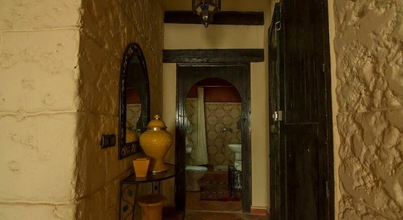 Paris - Ouarzazate - Rose Noire - Ouarzazate