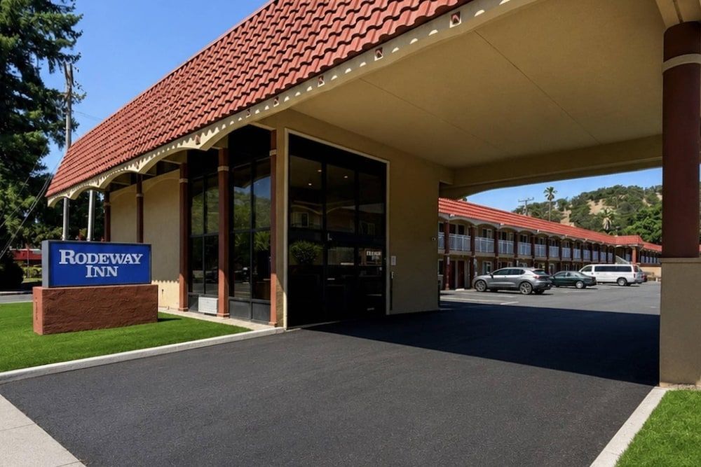 Rodeway Inn 1