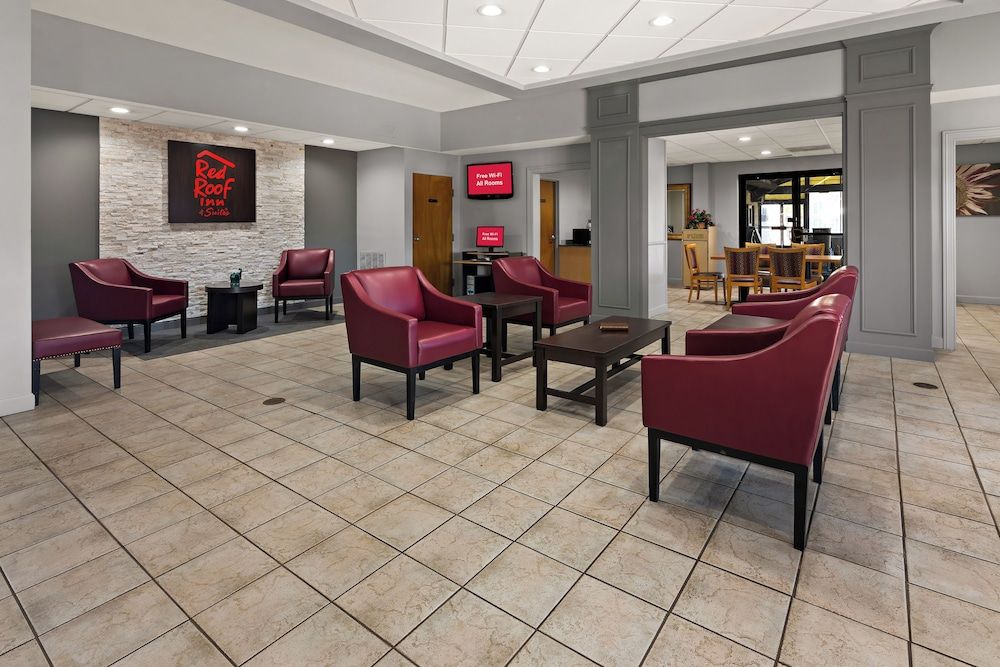 Red Roof Inn & Suites Monroe, NC 2
